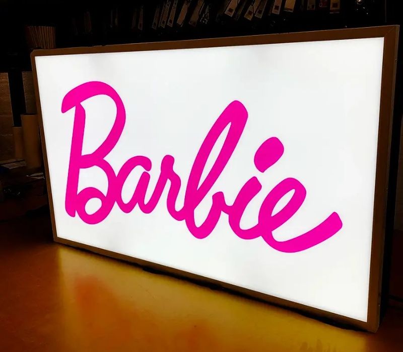 custom-light-box-Barbie-led-lightboxes-1-min